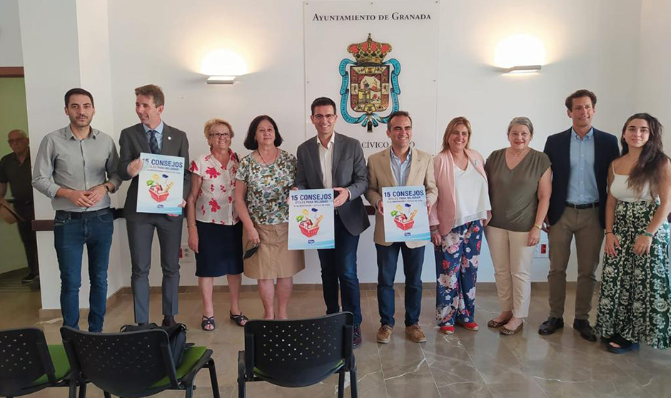 Talleres nutricionales en colaboración con la Universidad de Granada para formar a mayores